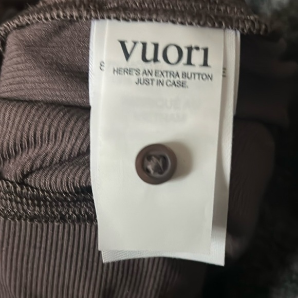 VUORI Pose Henley Jumpsuit Color Chocolate Brown SMALL - Picture 6 of 15